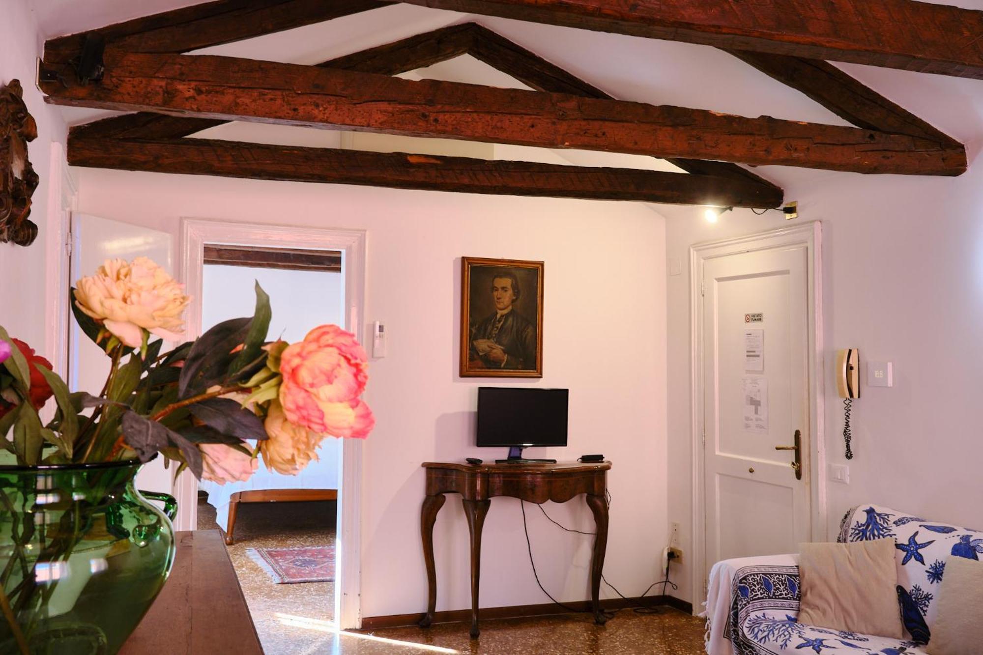 Loft Apartment
