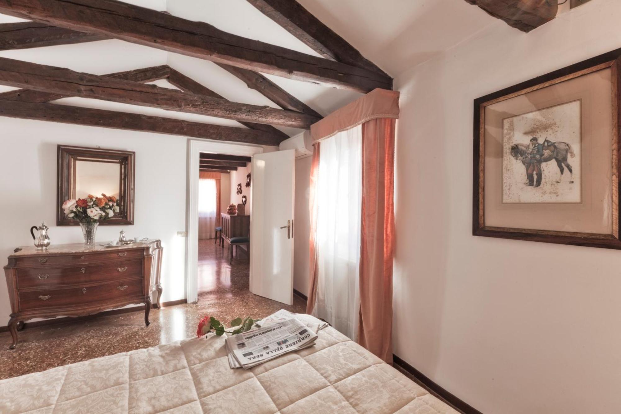 Loft Apartment